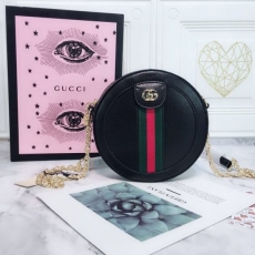 Gucci Round Bags